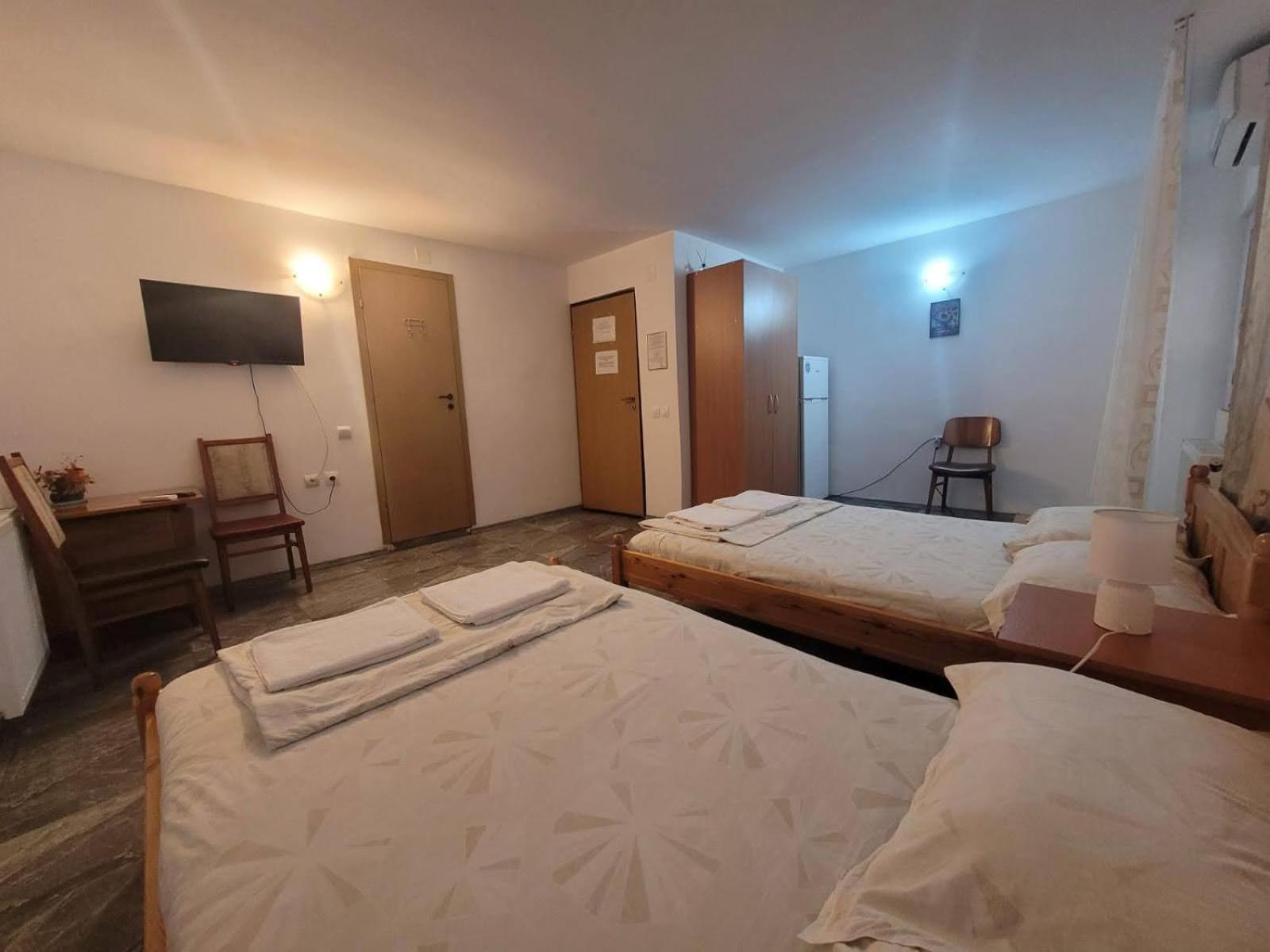 Cazare Eforie Nord, Plaja Acapulco, Garsoniere Four Studios, Bucatarie Comuna, Baie Proprie, Etaj 4, Fara Lift Екстер'єр фото
