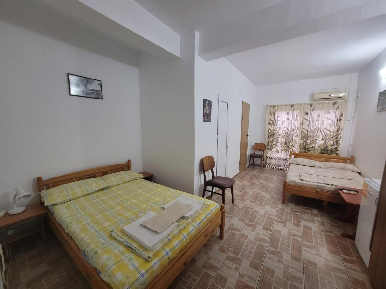 Cazare Eforie Nord, Plaja Acapulco, Garsoniere Four Studios, Bucatarie Comuna, Baie Proprie, Etaj 4, Fara Lift Екстер'єр фото