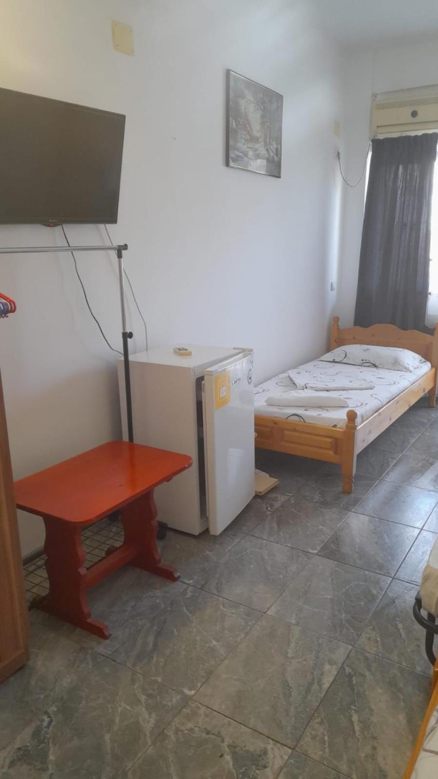 Cazare Eforie Nord, Plaja Acapulco, Garsoniere Four Studios, Bucatarie Comuna, Baie Proprie, Etaj 4, Fara Lift Екстер'єр фото